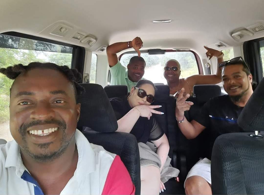 Guests travelling around Antigua